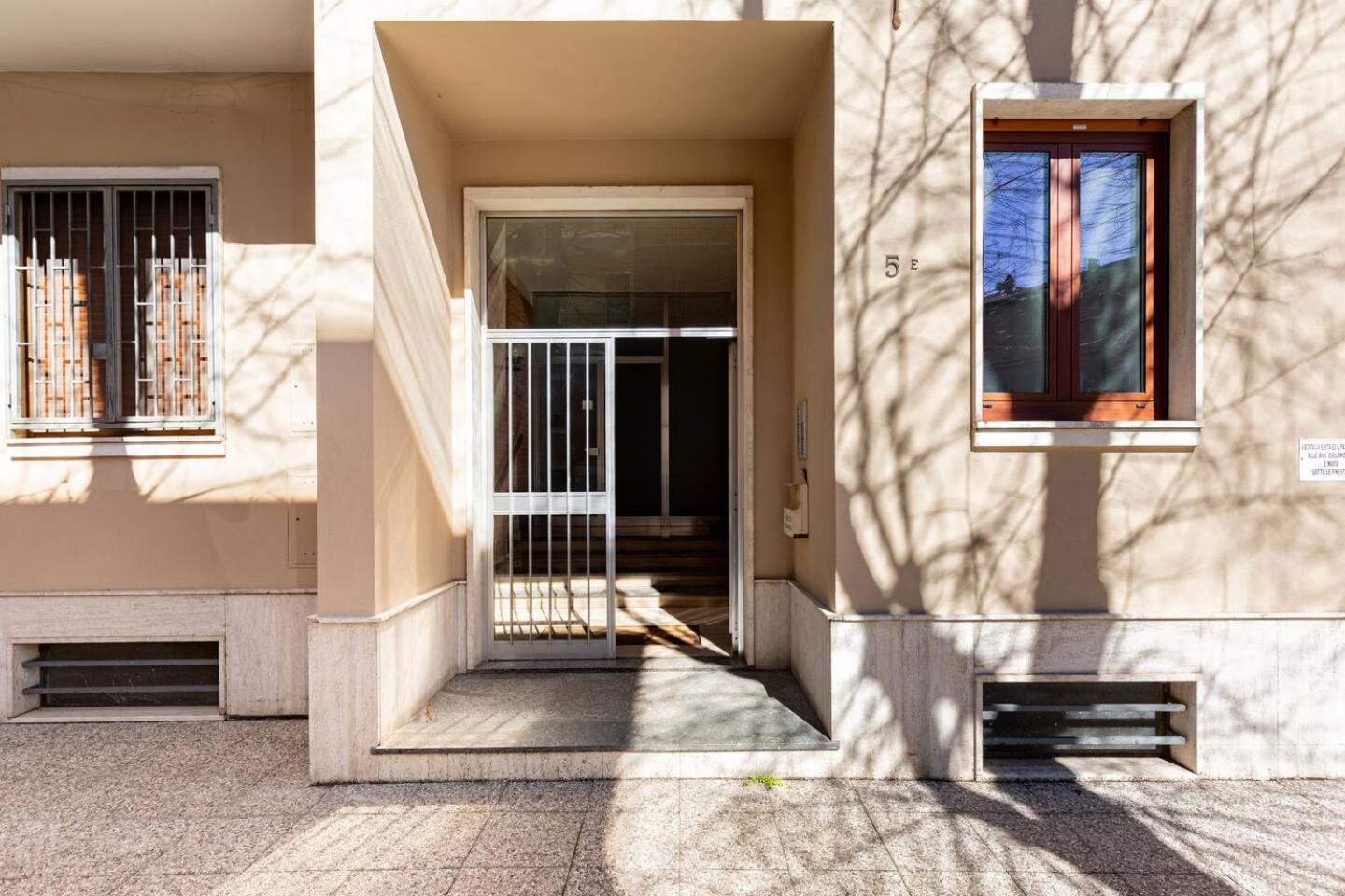 La Piazzetta Apartment Piacenza Bagian luar foto